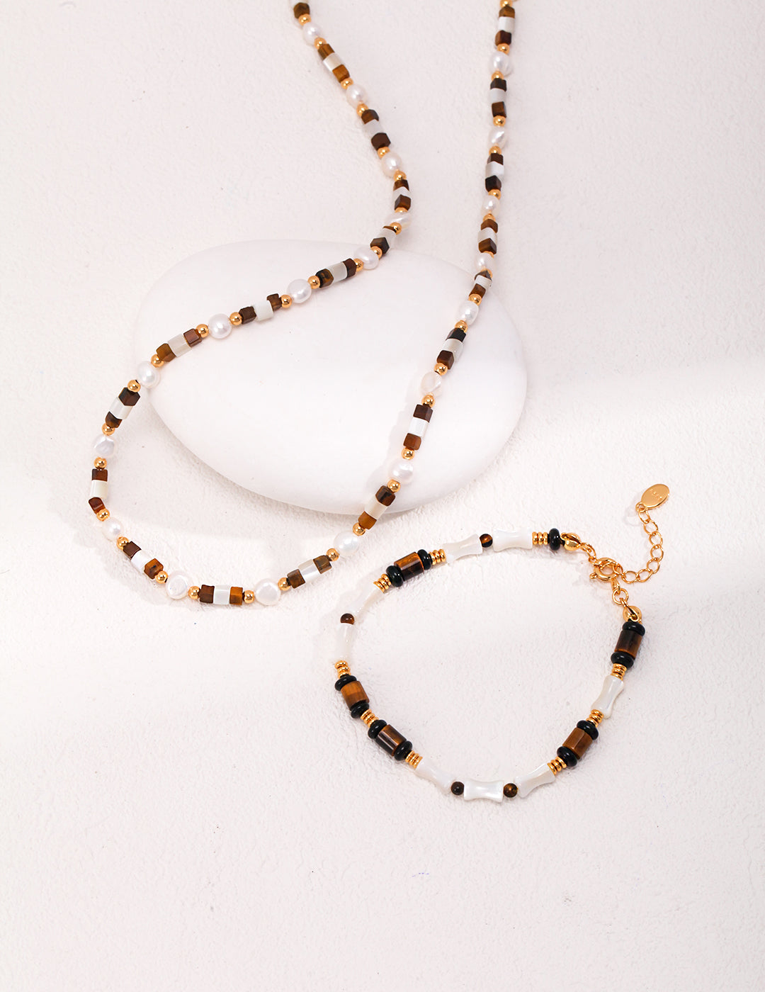 Retro Gold Necklace