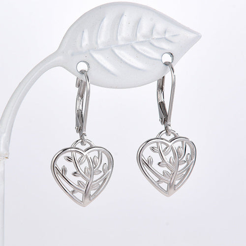 Heart-shaped leaf earrings