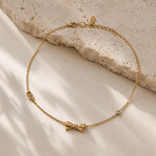 Bow Necklace