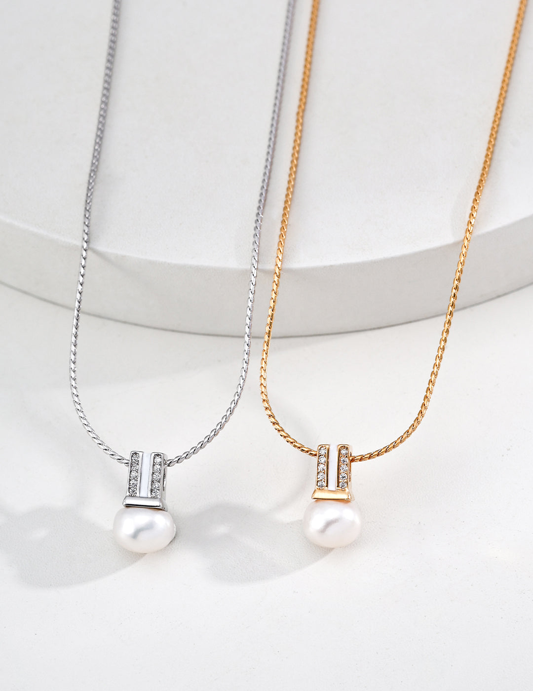Natural Pearl and Zircon Necklace